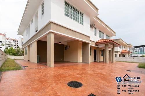 Tanjung Bungah 6BR 20Pax Bungalow w/Snooker BBQ