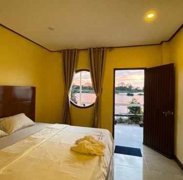 Tena Don Det Sunset Guest House