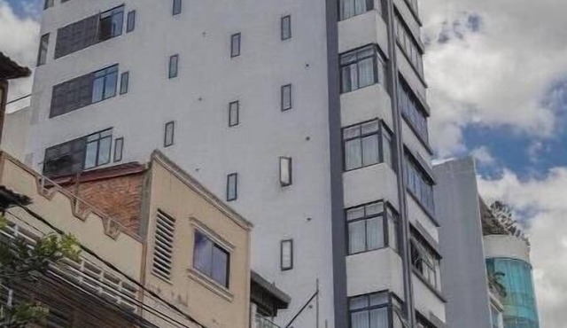 The Bright Apt 2