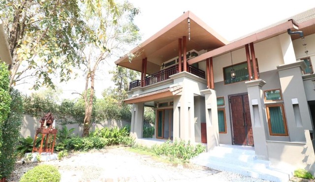 The Doi Kham Safari Pool Villa Chiang Mai พูลวิลล่าเชียงใหม่ ใกล้ไนท์ซาฟารี พืชสวนโลก