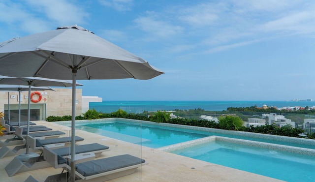 The Double View - Lavish Ocean View Condo