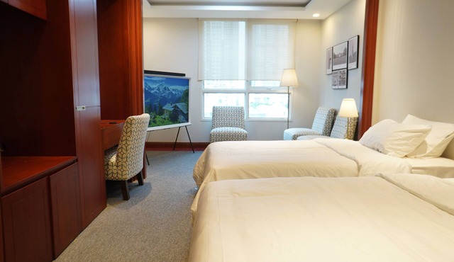 The Manor 2 - Free Pool, 2 Twins Beds, Landmark 81 View, Near CBD.