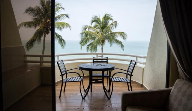 The Oasis, Regency Tanjung Tuan