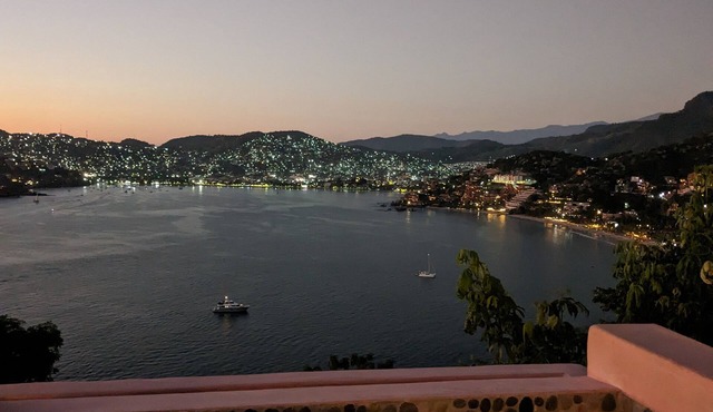 This spectacular casita sits above La Ropa beach with stunning views.