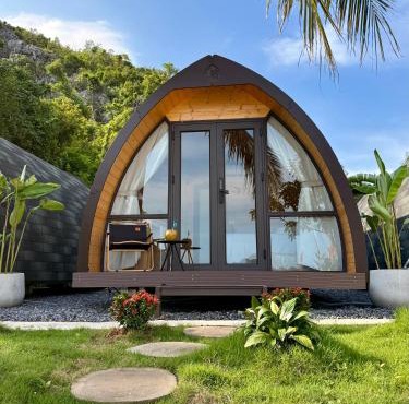TiTi Beach Pods- Cat Ba Island Beachfront