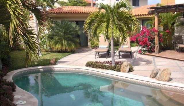 Tooker Casa del Sol - 5BR/4.5 Bath - Sleeps 10 - Private Pool & Spa