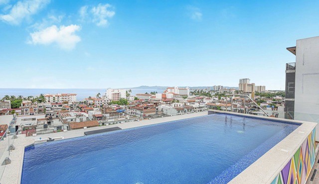 Torre Ku Rooftop Pool with Ocean Views