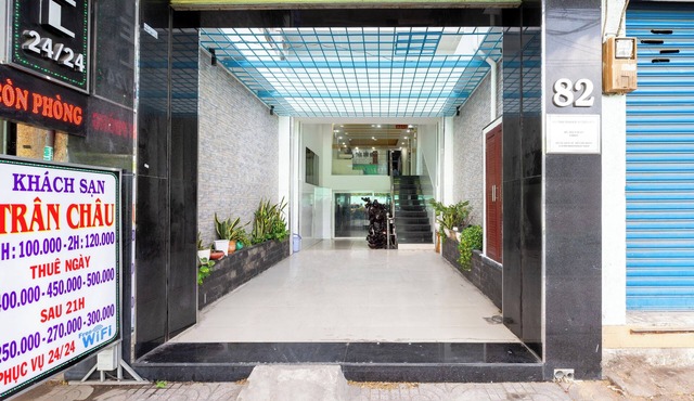 Tran Chau Hotel Q4 SG - by BAY LUXURY