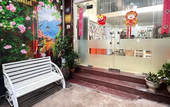 TrangTien Hostel