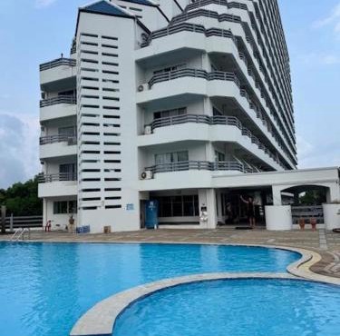 Tree Top Beach Condo