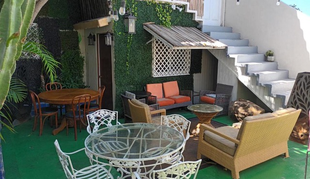 Trendy green Cabin in Tijuana