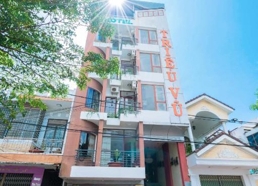 Triệu Vũ Hotel & Apartment