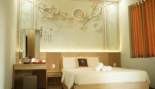 Trung Đông Hotel