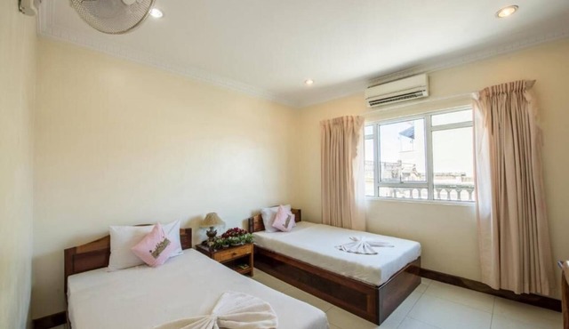 Twin Room with AC in Krong Battambang