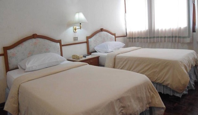 Ubon Hotel