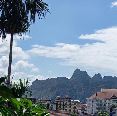 Vang Vieng Queen's- Mountain view Hotel
