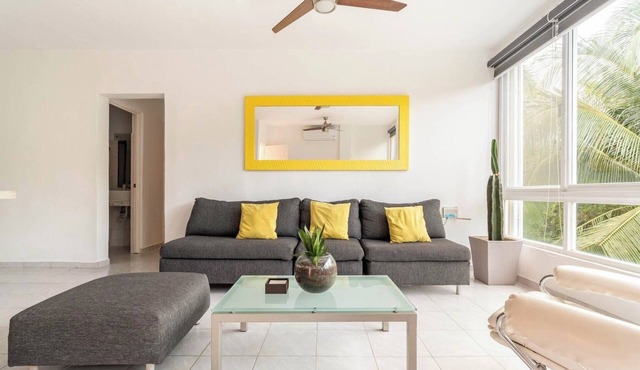 View private two bedroom apartment Cancun.