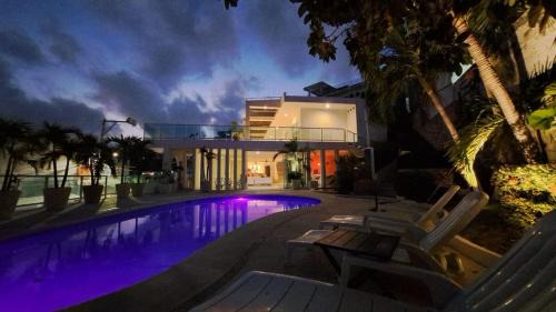 Villa Casa blanca Con Alberca privada in Acapulco