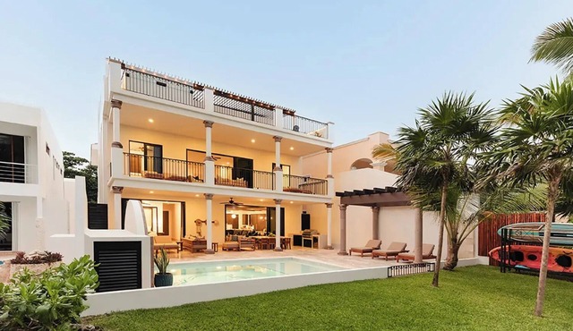 Villa Dulce Vida, Akumal Beachfront – Chef Included