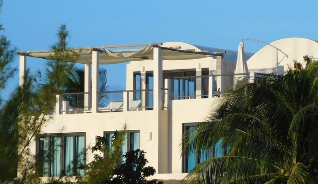 Villa Encantada 6 BR Beachfront Complete Luxury with private chef