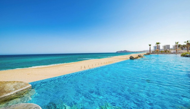 Villa La Valencia, 4 Diamond Resort on the Tourist Corridor Los Cabos, Mexico