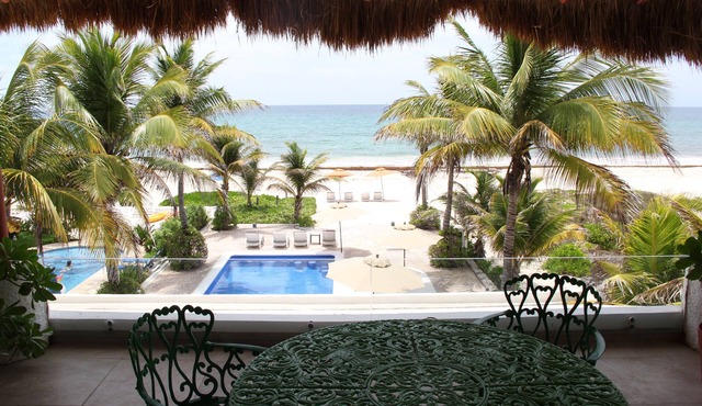 Villa Picon is a private home with the Caribbean ocean at your feet.