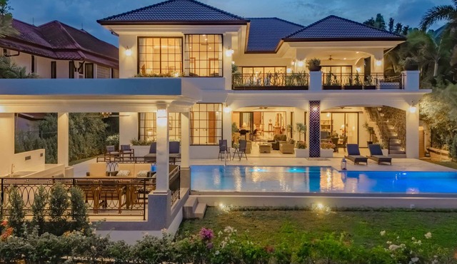 Villa Viola | Fully staffed New Luxury Villa | Laguna Golf Course & Beach Access in Pa Sak