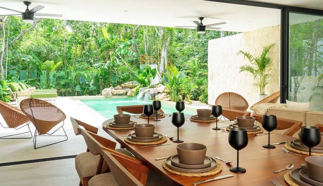 Villa XPuHa tropical garden between Tulum and Playa del Carmen, near the beach