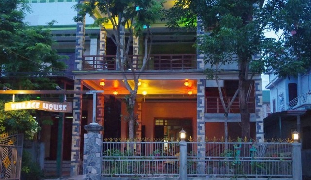 Village House - Hostel