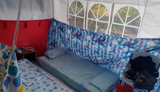 VOLUNTARY & Camping