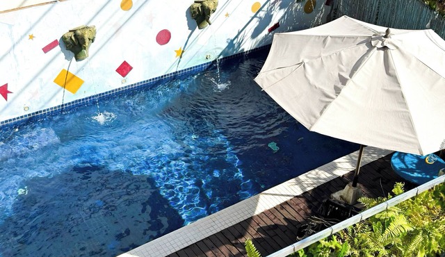 Vplus Hotel – Budget-Friendly Room with WiFi & AC!