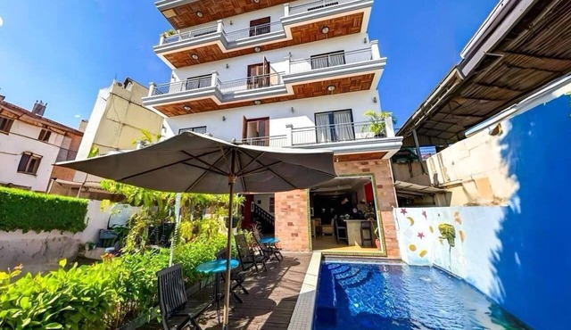 VPlus Hotel