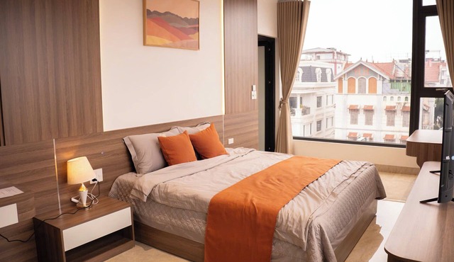 Wake Up to Sunshine in Ninh Binh's Old Quarter - Cozy 2BR for Families!