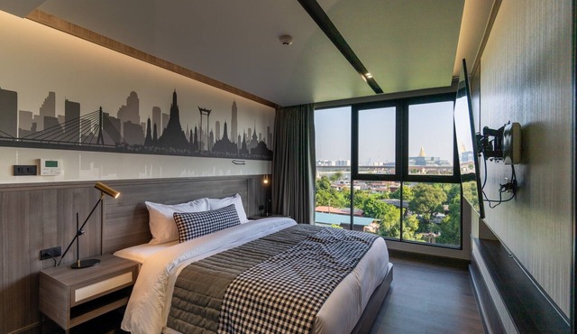 We Hotel Riverfront