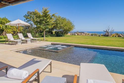 West Enclave 8 by Cabo Villas