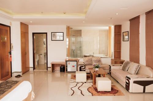 WEST HOTEL - 135 Phan Dinh Phung Street