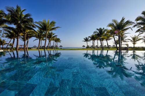 Wyndham Royal Beachfront Resort & Spa Hoi An Danang