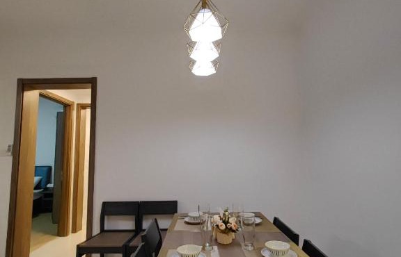 Xtu 2Bedrooms at Forest City民宿