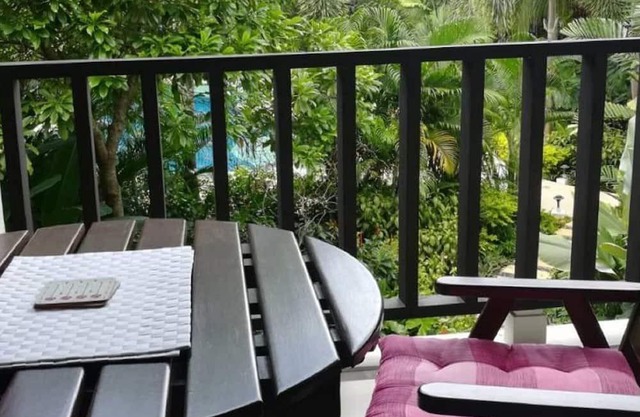 2 Bedrooms Balcony Garden View Apartment
