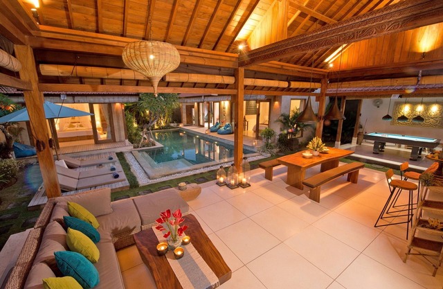 Villa Tamantis Tibubeneng 