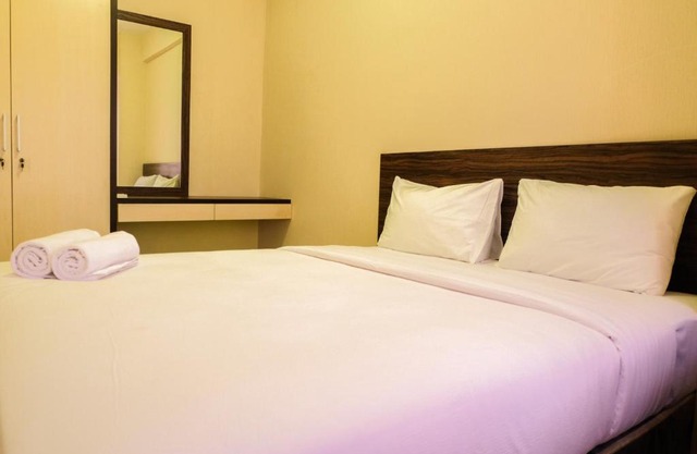 Best Price 2BR Greenlake Sunter Apartment By Travelio