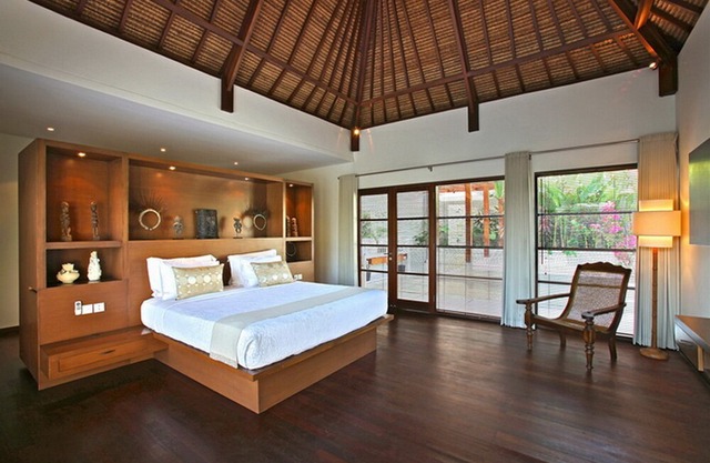 Boutique 6 Bedroom Luxury Villa2 Located in Eat St, Seminyak;