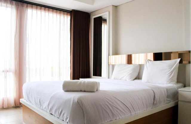 Comfy Studio Apartment at Bintaro Plaza Residence By Travelio