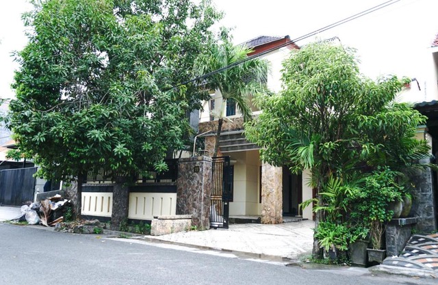 Green Surabaya Homey