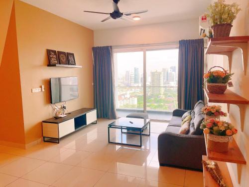GYDEN STAYCATION #Pinnacle Tower at JB City Centre
