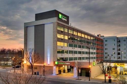 Holiday Inn Express Washington Silver Spring Ihg Hotel 