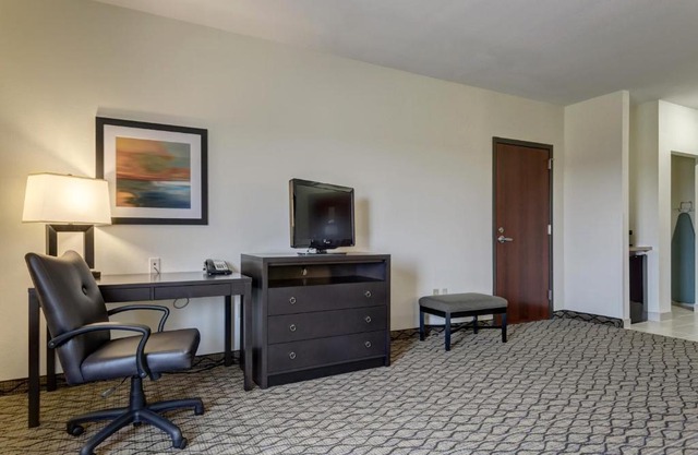 Holiday Inn Poplar Bluff Ihg Hotel 