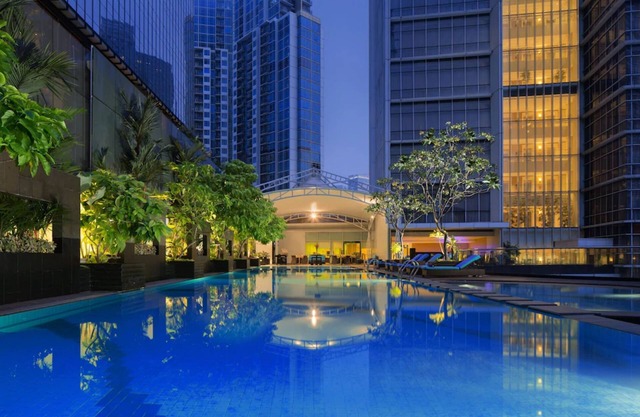 Three Bedroom Apartment, Oakwood Premier Cozmo Jakarta