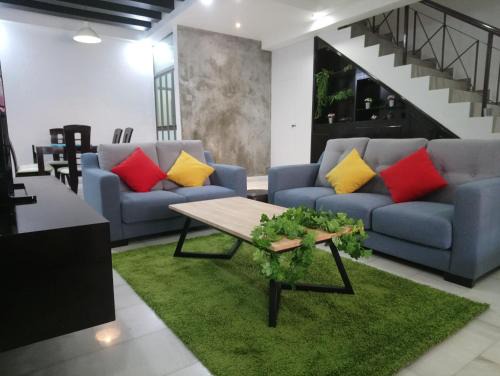 Skyloft Bukit Indah 
