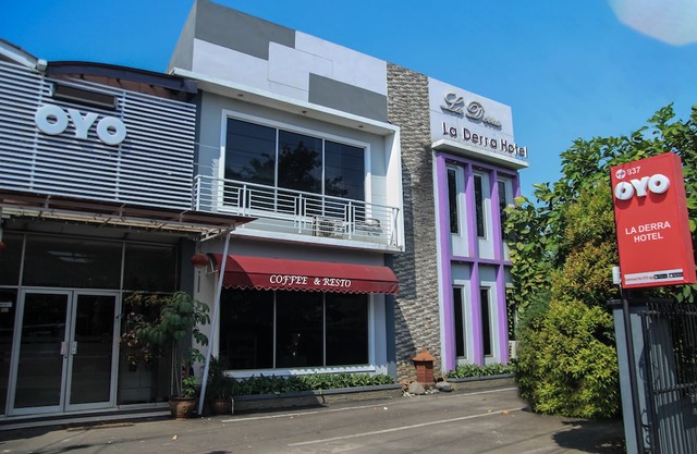 La Derra Hotel 